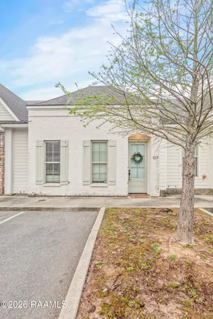 $1,900 | 107 Rue Argenteuil, Lafayette, LA 70506
