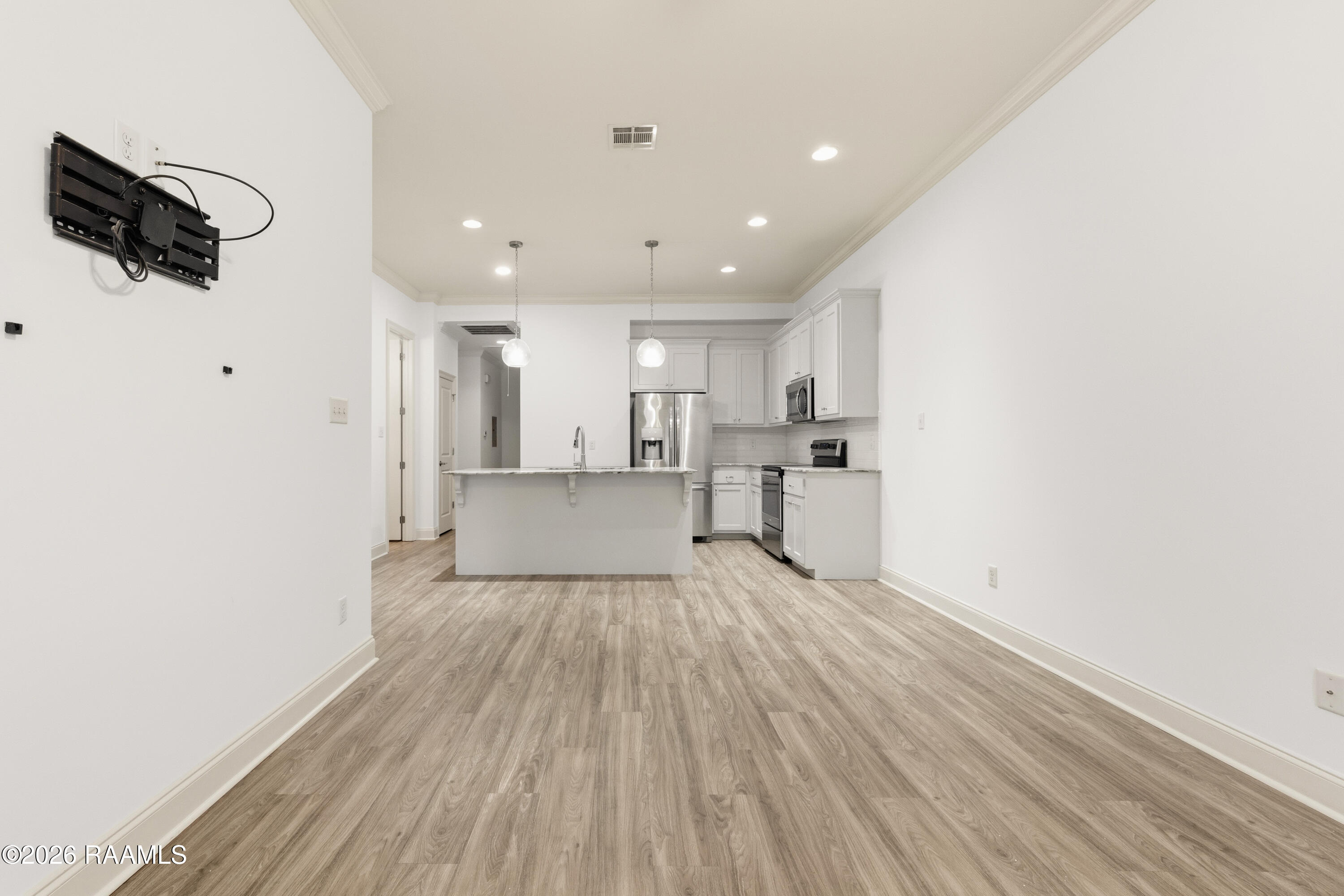 107 Rue Argenteuil Lafayette, LA 70506 - Photo 8 of 36 107RueArgenteuil-13