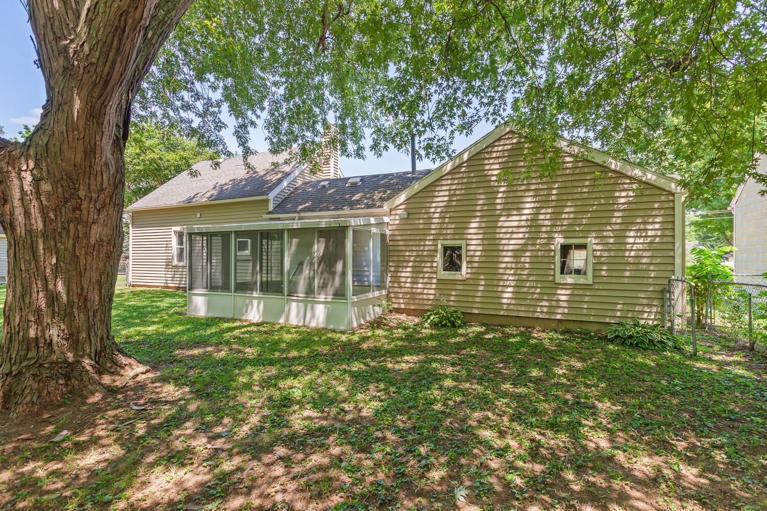 1055 Loren Road Adrian, MI 49221 - Photo 35 of 38 1055 Loren Ave - 1037