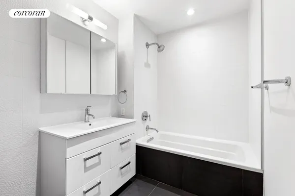 $4,200 | 247 North 7th Street, Unit 2 410 | Williamsburg