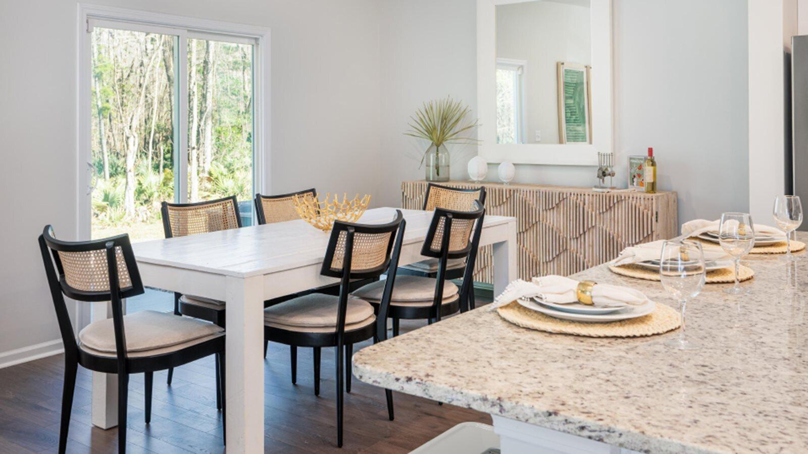 606 Quiet Valley Road Summerville, SC 29486 - Photo 7 of 19 dining