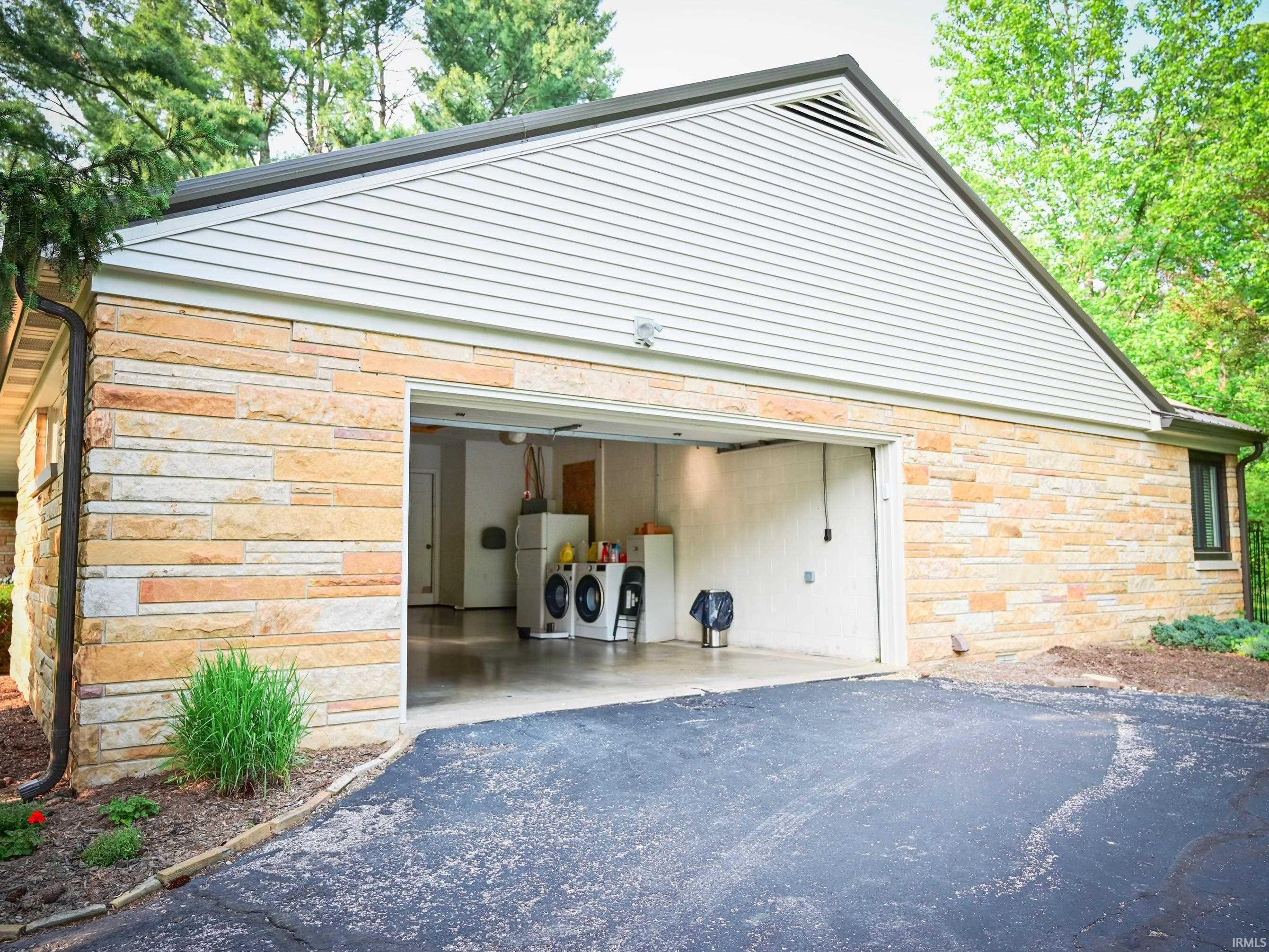 411 South Pleasant Ridge Road Bloomington, IN 47401 - Photo 48 of 50 Gallery Image 48