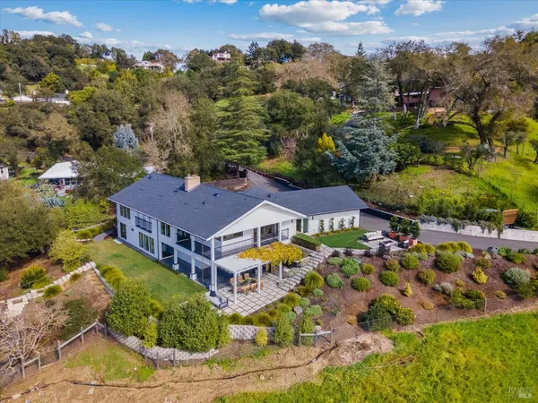 $9,300,000 | 775 Benjamin Way, Healdsburg, CA 95448