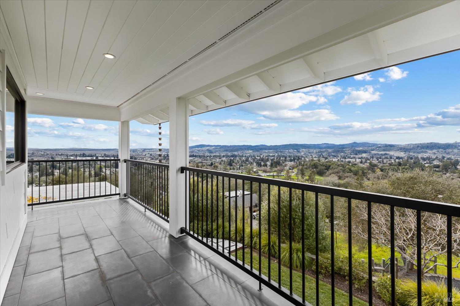 775 Benjamin Way Healdsburg, CA 95448 - Photo 22 of 96 a view of a city street from a balcony