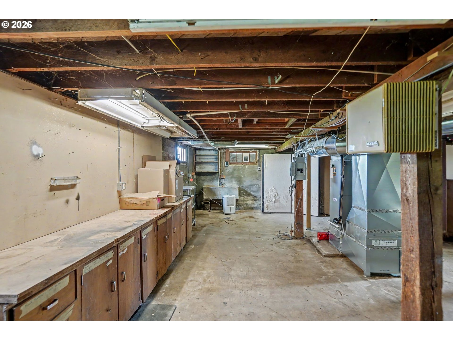 17135 Herigstad Road Northeast Silverton, OR 97381 - Photo 40 of 48 a utility room with dryer and washer