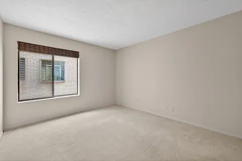 $399,900 | 1020 North Harlem Avenue, Unit 1E, River Forest, IL 60305