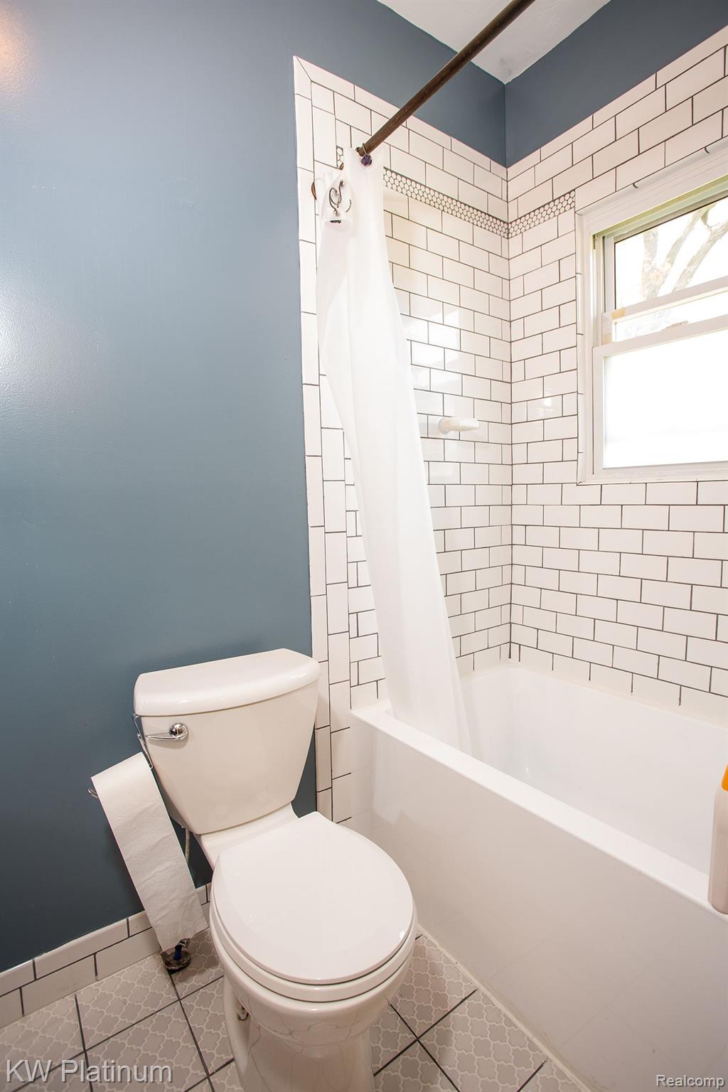 3057 Vincent Road North Street, MI 48049 - Photo 12 of 31 Gallery Image 12