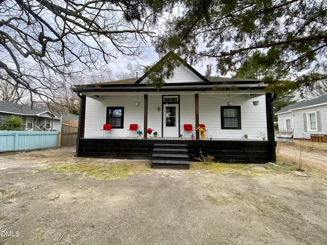 $164,900 | 332 Chavasse Avenue, Henderson, NC 27536