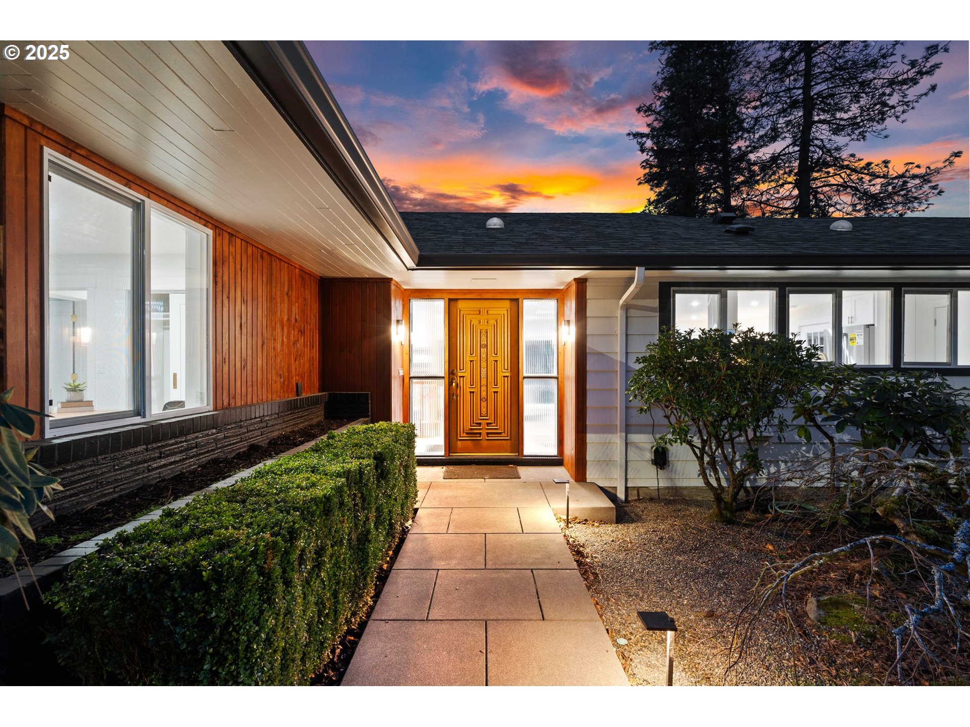 4175 Southwest Council Crest Drive Portland, OR 97239 - Photo 2 of 48