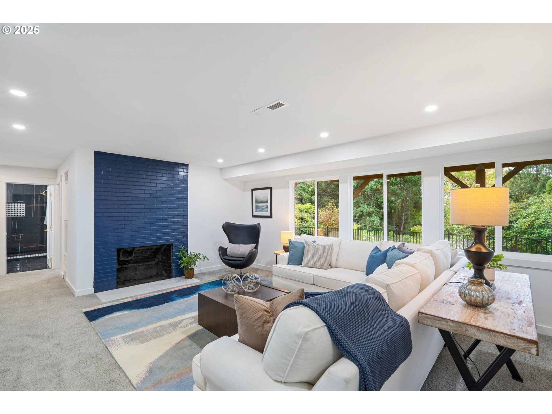 4175 Southwest Council Crest Drive Portland, OR 97239 - Photo 32 of 48