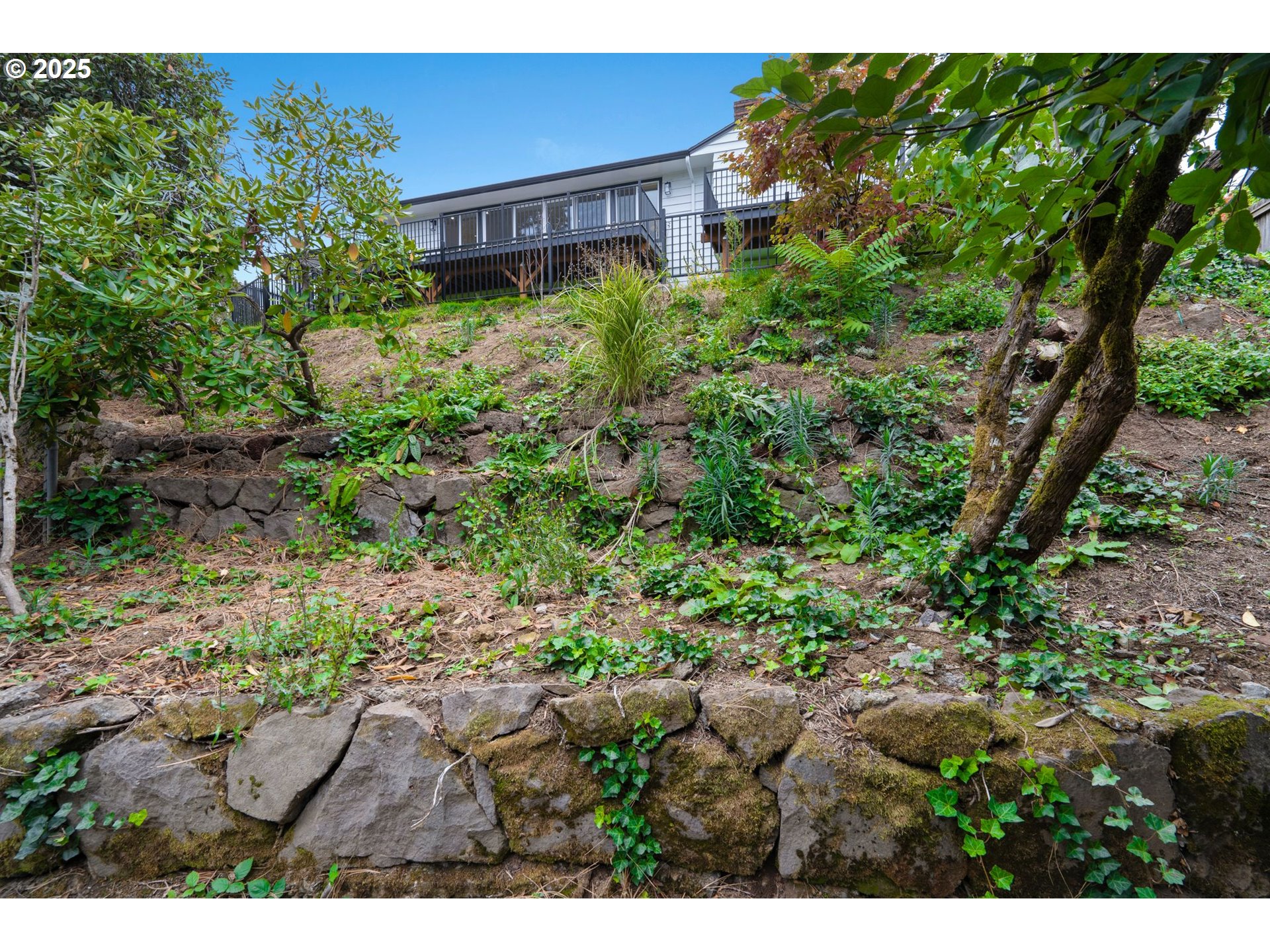 4175 Southwest Council Crest Drive Portland, OR 97239 - Photo 38 of 48