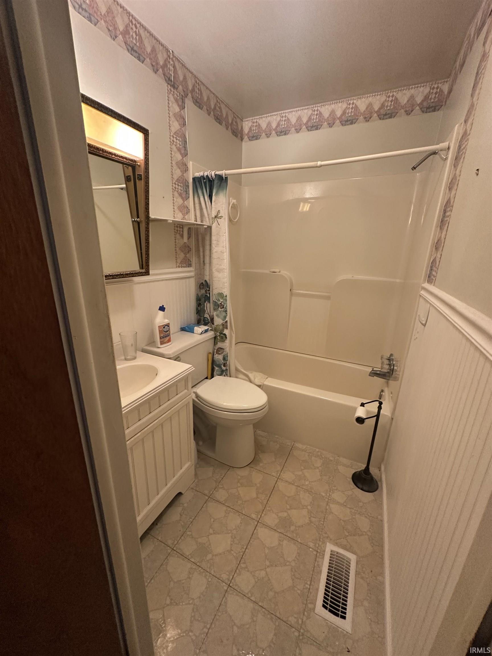 2838 South 450th Road West Frankfort, IN 46041 - Photo 7 of 15 Gallery Image 7