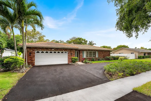 $3,950 | 931 Northwest 9th Court, Boca Raton, FL 33486