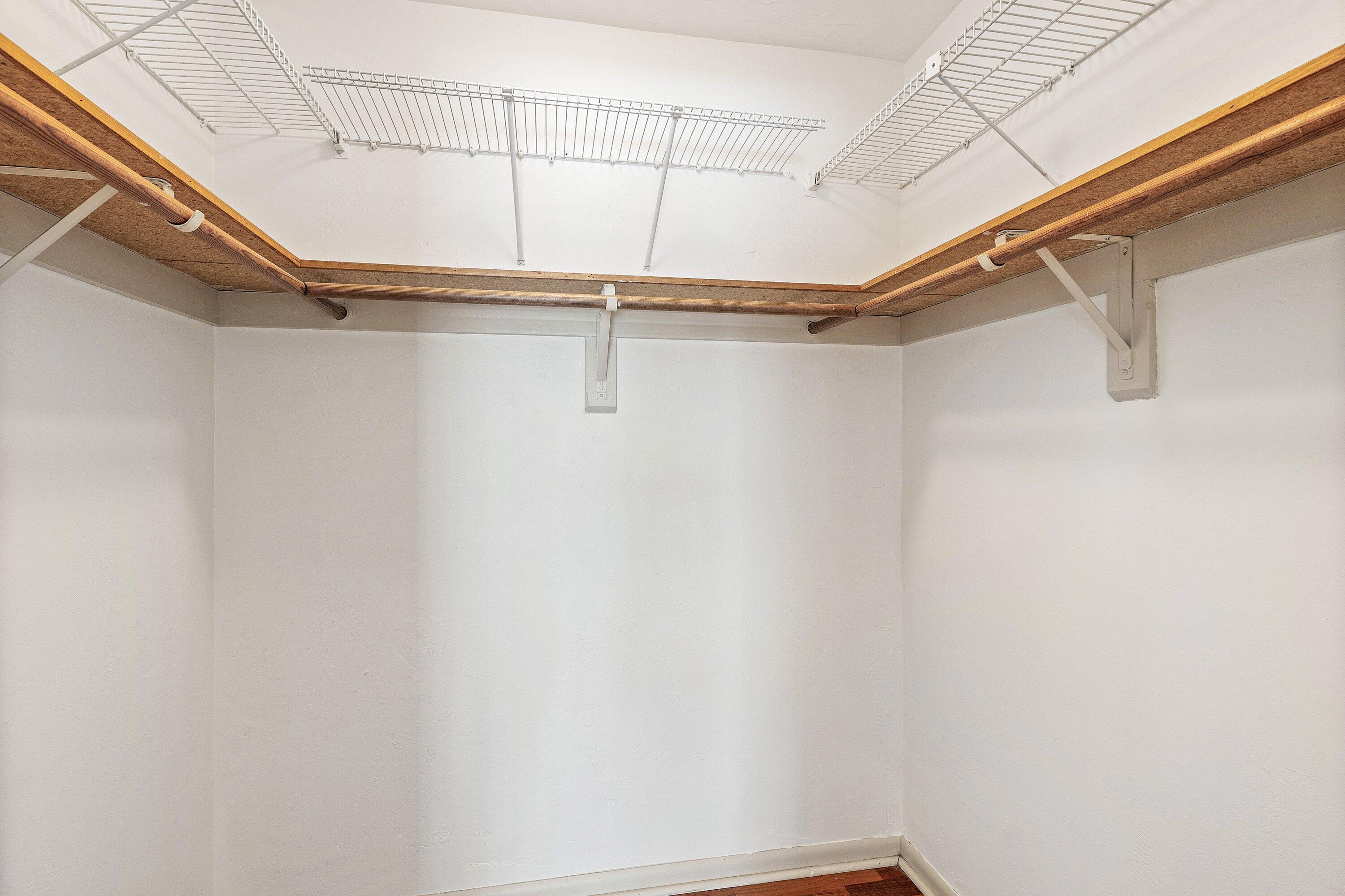 931 Northwest 9th Court Boca Raton, FL 33486 - Photo 22 of 30 Walk in