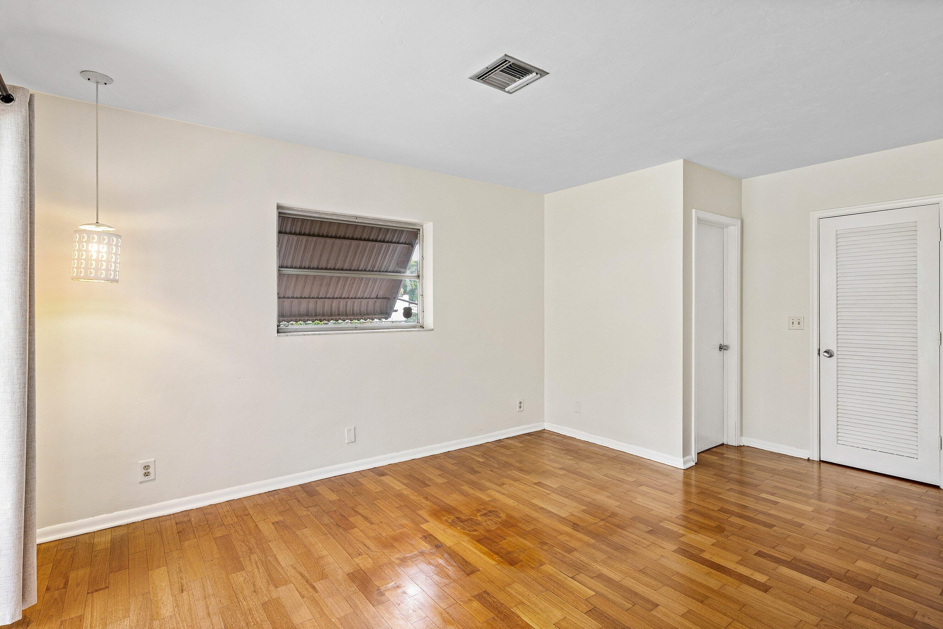 931 Northwest 9th Court Boca Raton, FL 33486 - Photo 24 of 33 Primary