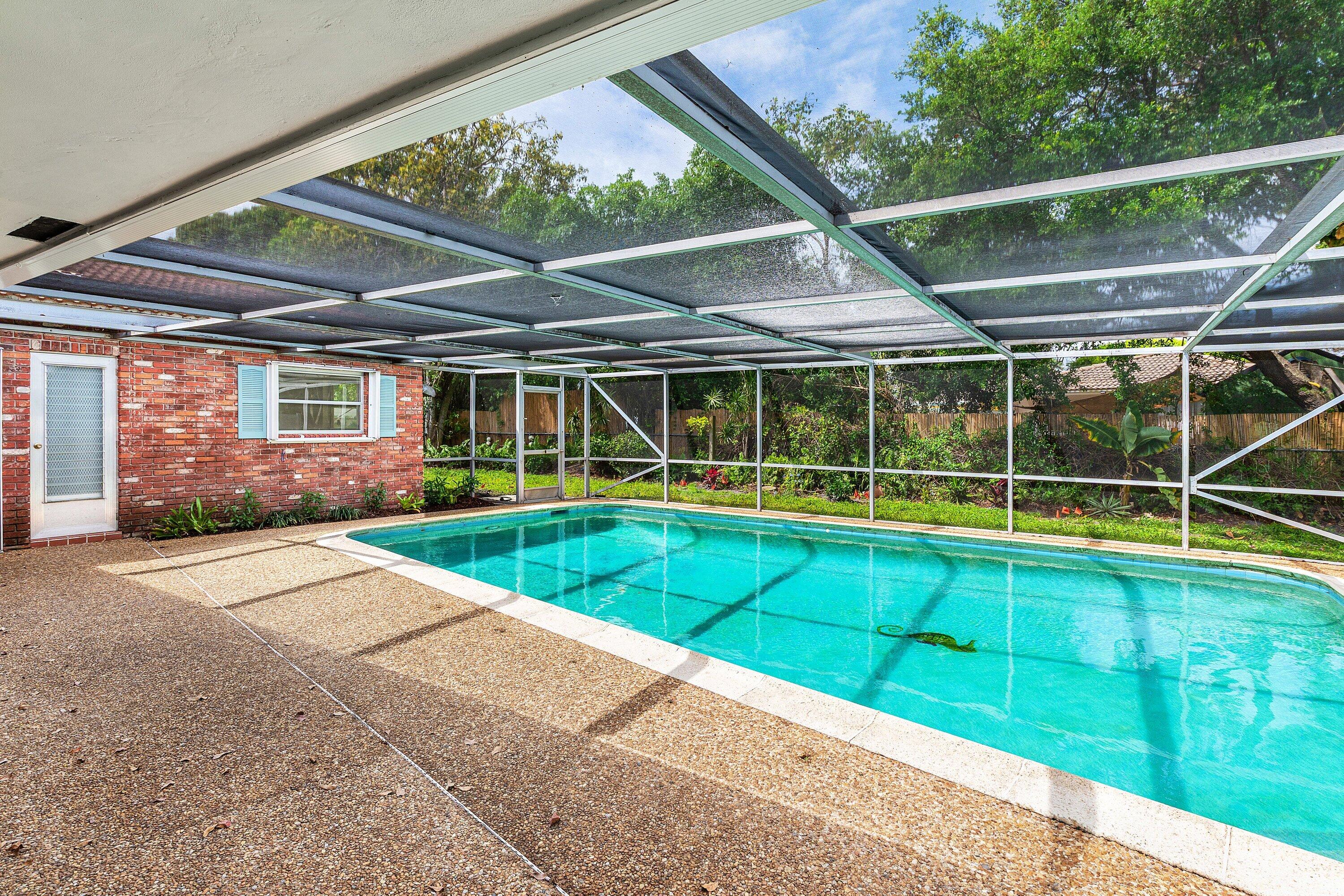 931 Northwest 9th Court Boca Raton, FL 33486 - Photo 26 of 30 Pool