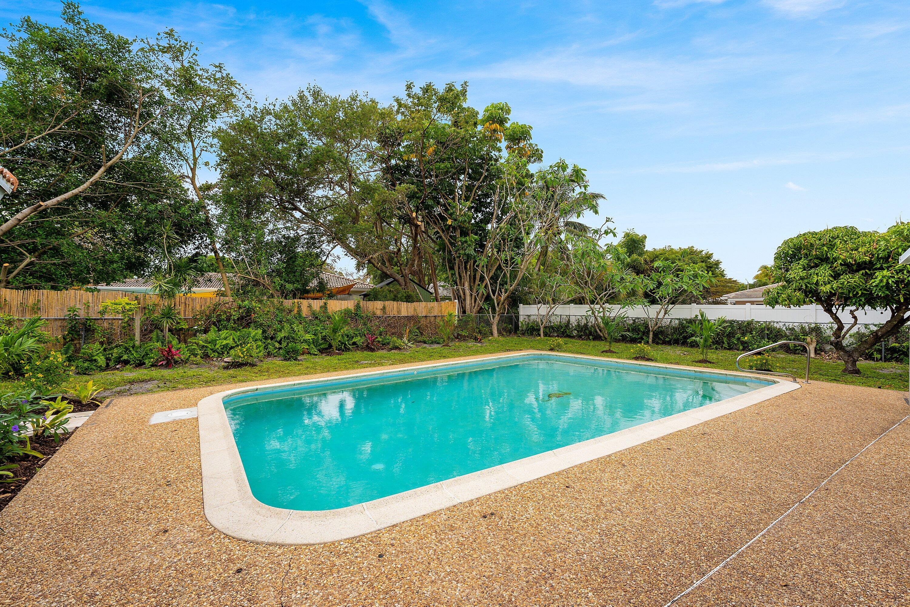 931 Northwest 9th Court Boca Raton, FL 33486 - Photo 29 of 33 044-931Northwest9thCourt-BocaRaton-FL-33