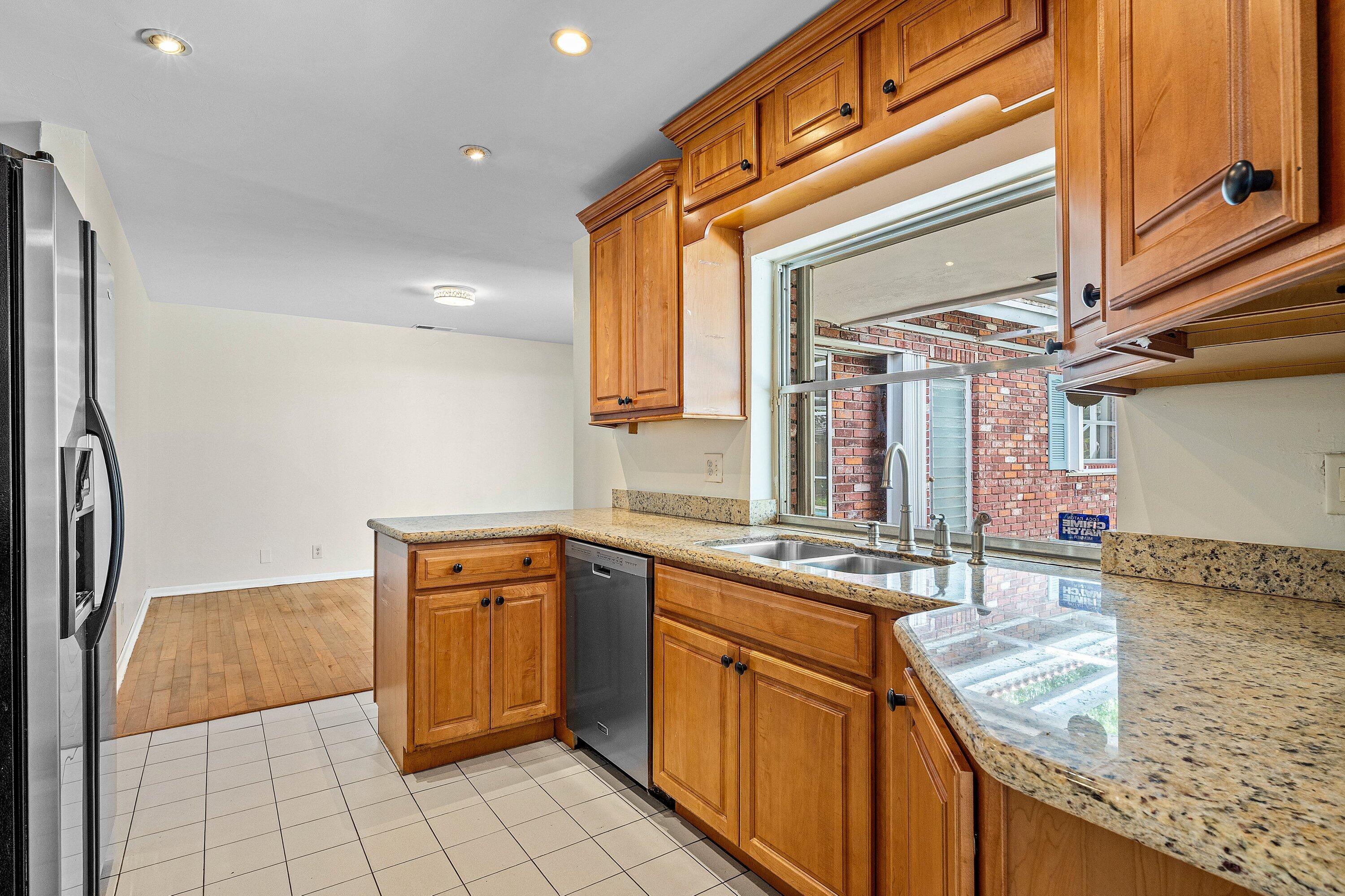 931 Northwest 9th Court Boca Raton, FL 33486 - Photo 5 of 30 Kitchen
