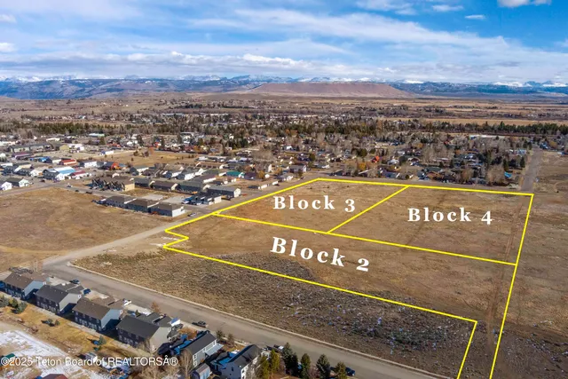 $775,000 | 3 Par Avenue, Pinedale, WY 82941