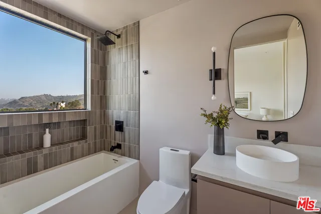 $1,995,000 | 4691 Glenalbyn Drive, Los Angeles, CA 90065