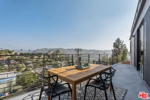 $1,995,000 | 4691 Glenalbyn Drive, Los Angeles, CA 90065