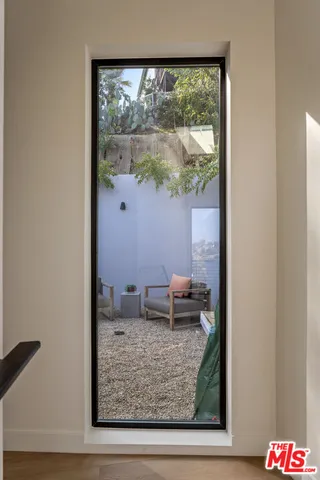 $1,995,000 | 4691 Glenalbyn Drive, Los Angeles, CA 90065