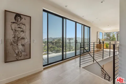 $1,995,000 | 4691 Glenalbyn Drive, Los Angeles, CA 90065