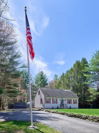 $499,999 | 3 Hammond Street, Leicester, MA 01542
