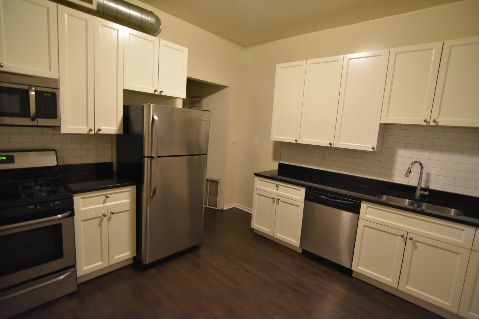 732 West Grace Street, Unit 1E Chicago, IL 60613 - Photo 13 of 18