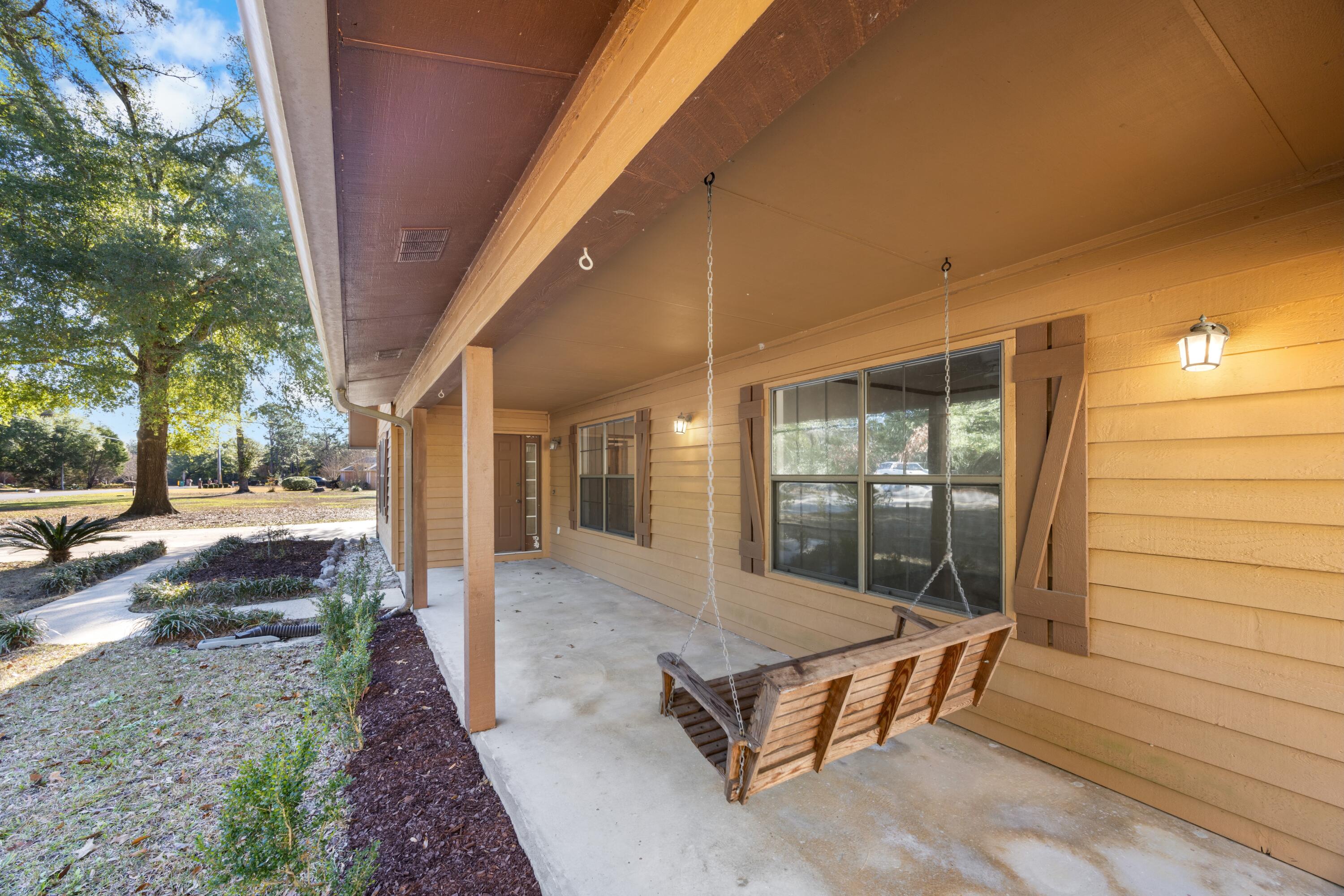 3066 Craig Terrace Crestview, FL 32539 - Photo 8 of 64 602A9655