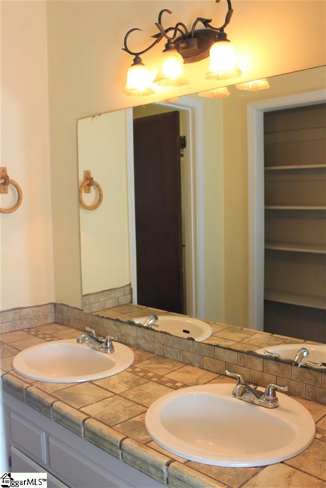 205 Hogg Road Williamston, SC 29697 - Photo 15 of 23