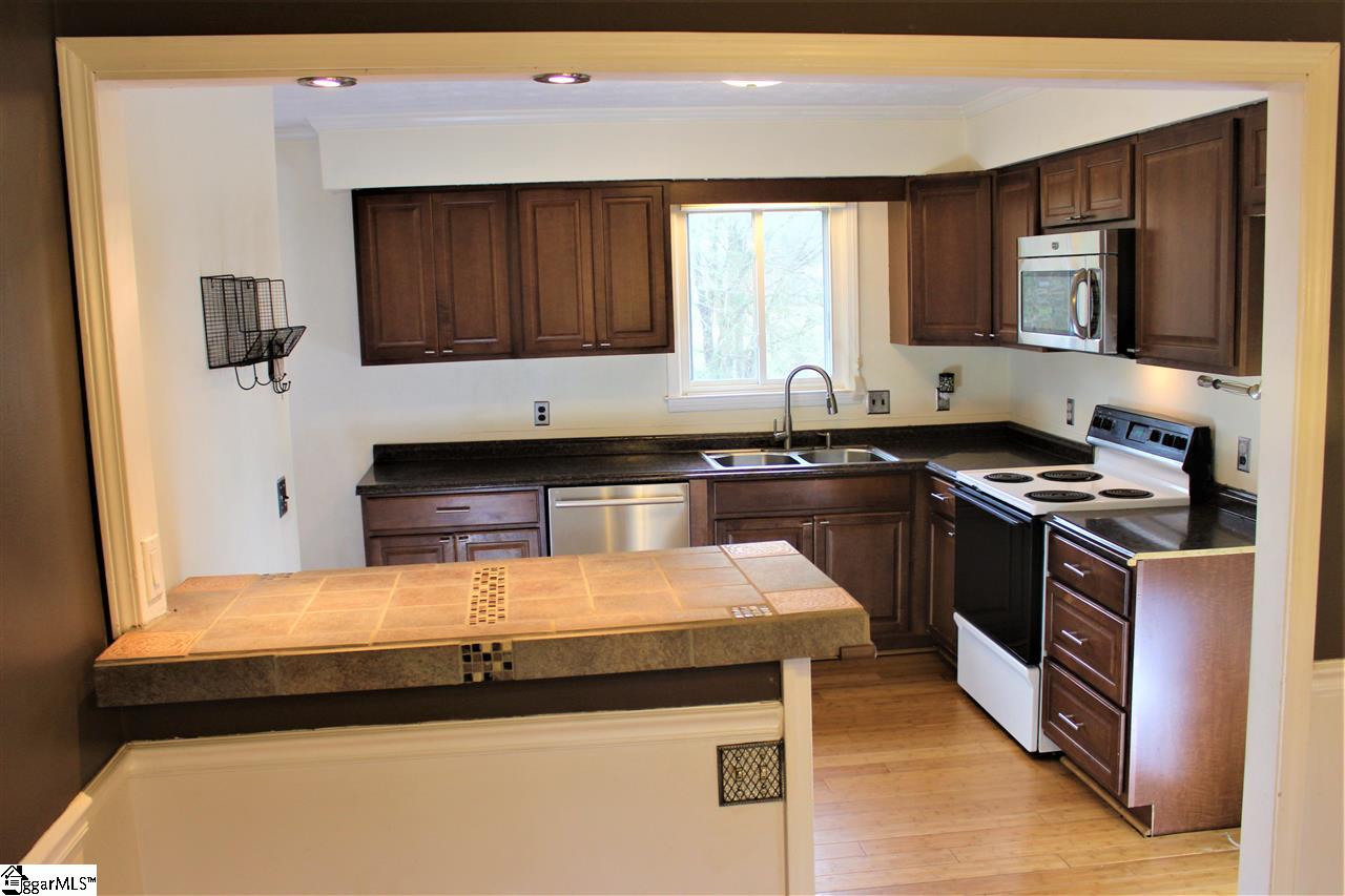 205 Hogg Road Williamston, SC 29697 - Photo 9 of 23