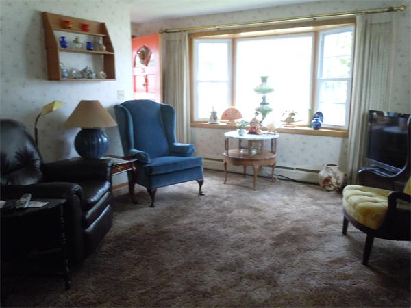 38 Glenvale Street Springfield, MA 01119 - Photo 8 of 15 Gallery Image 8
