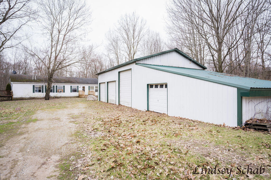 2299 Lyle Road Ionia, MI 48846 - Photo 3 of 47