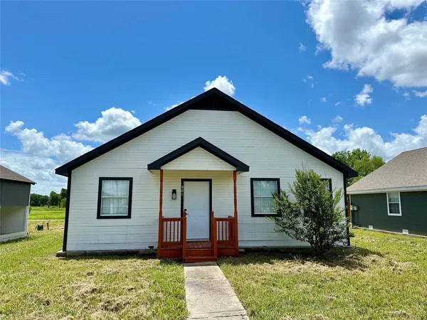 $1,650 | 801 Kingdom Circle, Unit 35, Waxahachie, TX 75167