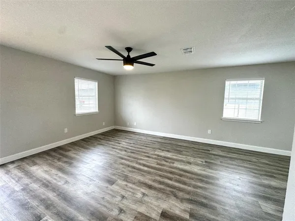 $1,650 | 801 Kingdom Circle, Unit 35, Waxahachie, TX 75167