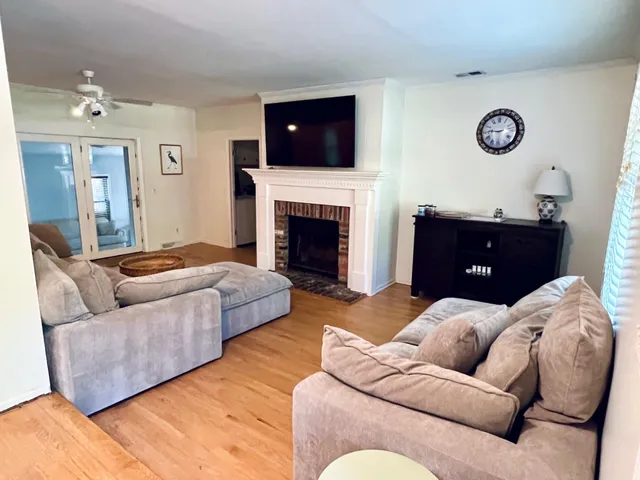 $3,600 | 24 Wyecreek Avenue, Charleston, SC 29412