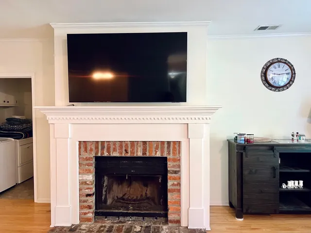 $3,600 | 24 Wyecreek Avenue, Charleston, SC 29412