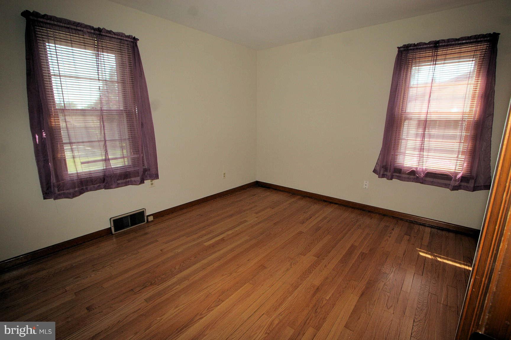 17625 York Road Hagerstown, MD 21740 - Photo 8 of 14 Bedroom (Master)