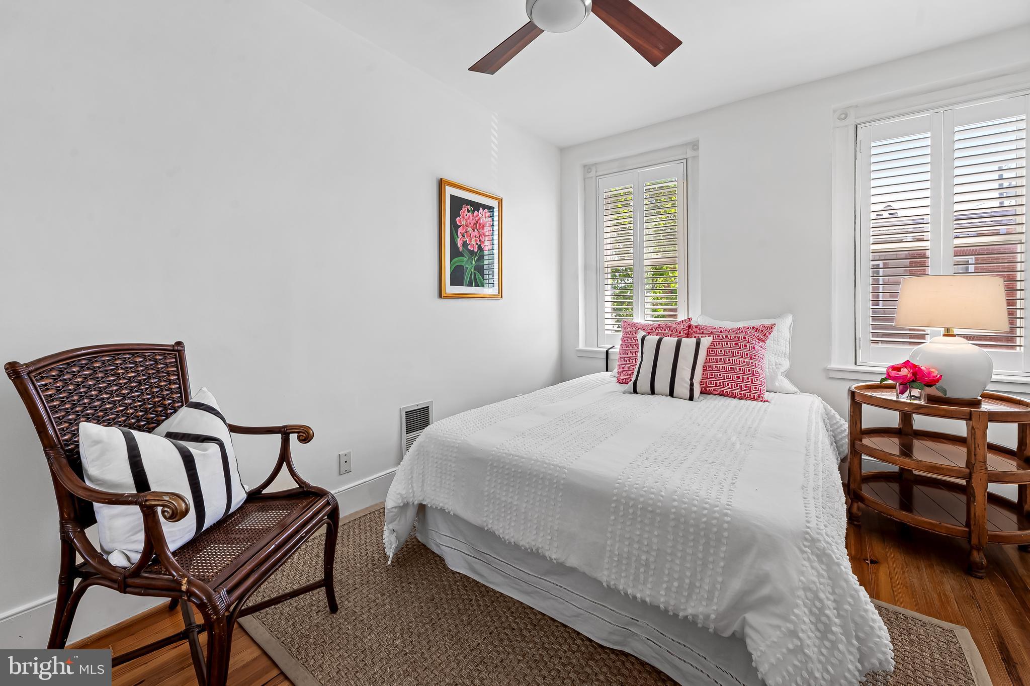 748 Ramsay Street Baltimore, MD 21230 - Photo 22 of 36 a bedroom with a bed and a window