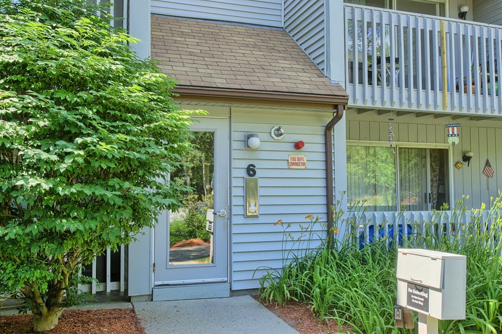 612 Franklin Crossing Road, Unit 612 Franklin, MA 02038 - Photo 2 of 30 Gallery Image 2