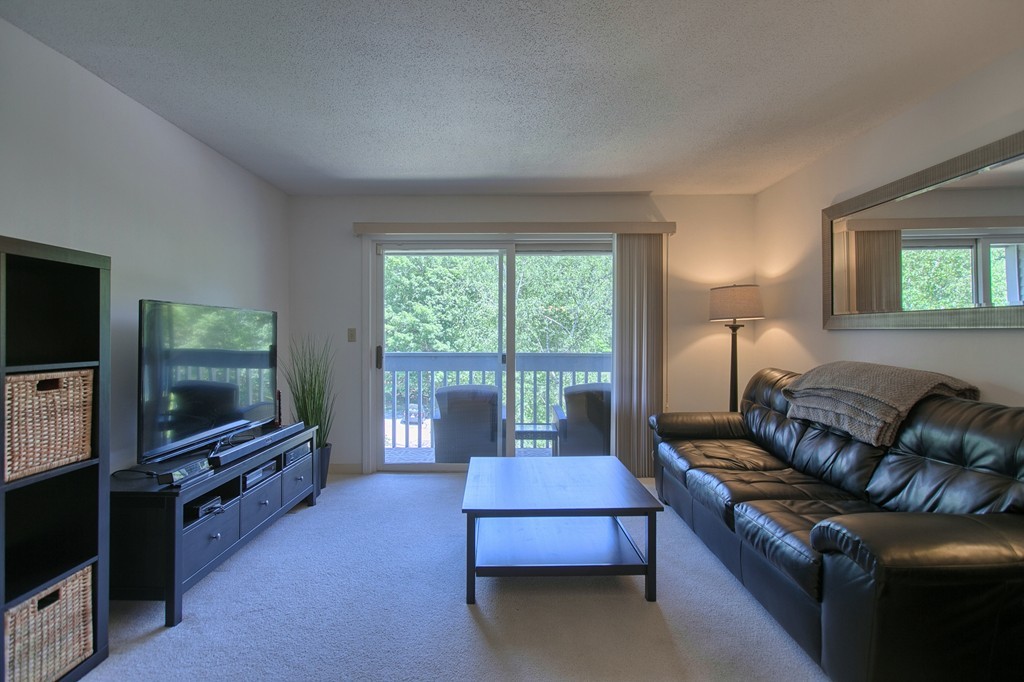 612 Franklin Crossing Road, Unit 612 Franklin, MA 02038 - Photo 5 of 30 Gallery Image 5