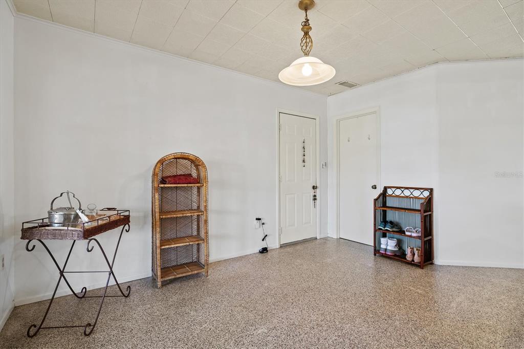 148 Roberts Road Nokomis, FL 34275 - Photo 22 of 68 a view of an empty room with working space