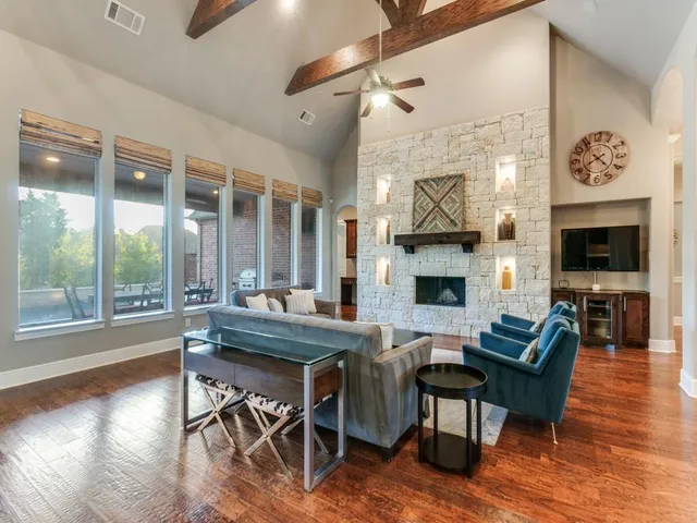 $950,000 | 506 Harvest Hill Drive, Murphy, TX 75094