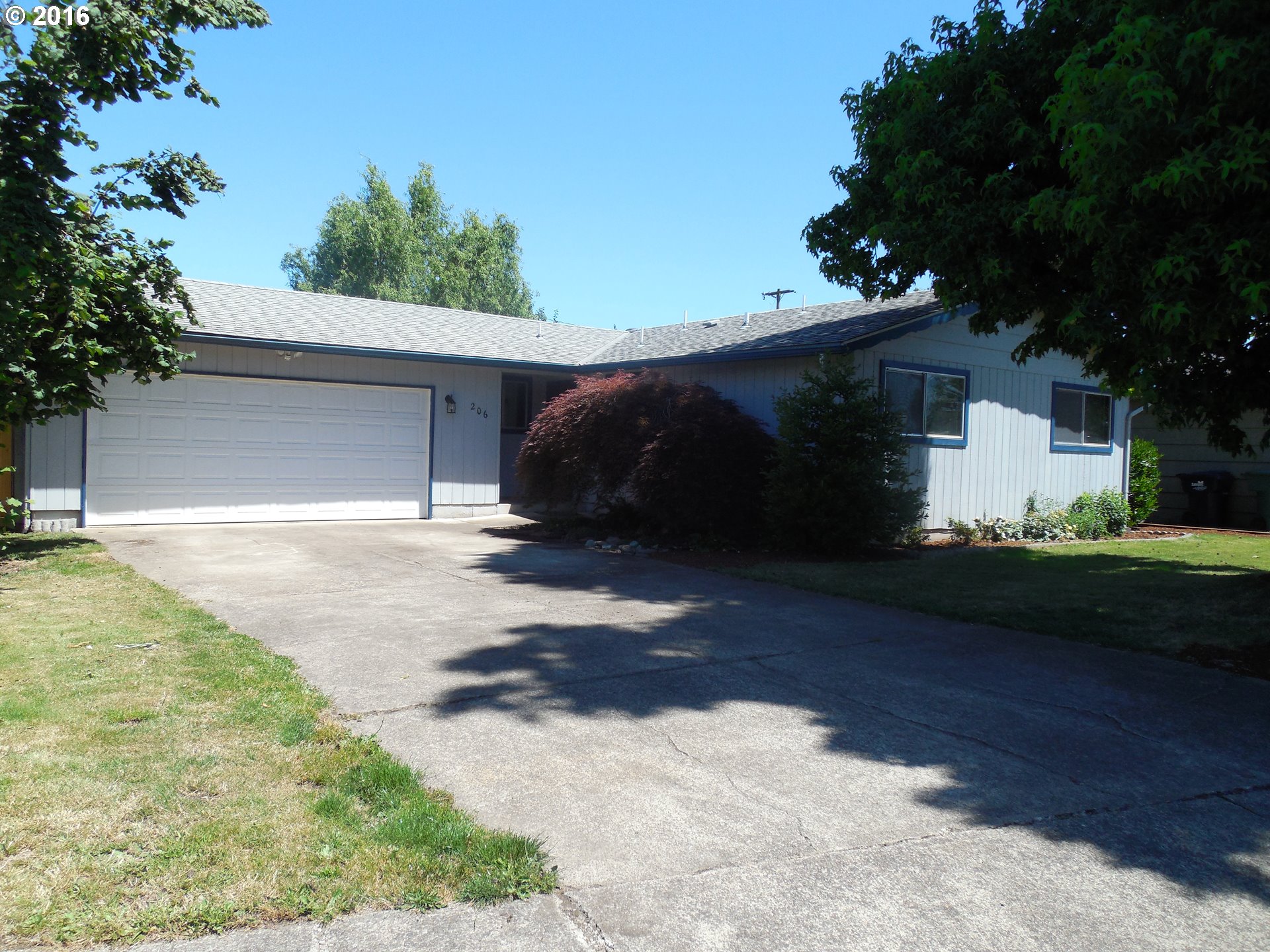 206 V Street Springfield, OR 97477 - Photo 1 of 10
