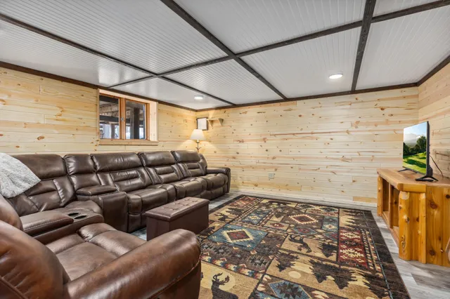 $849,900 | 1378 Larrup Trail Southwest, Pine River, MN 56474