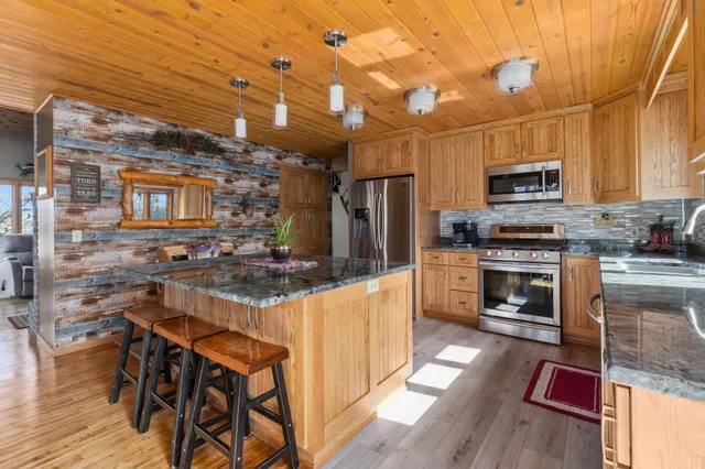 $849,900 | 1378 Larrup Trail Southwest, Pine River, MN 56474