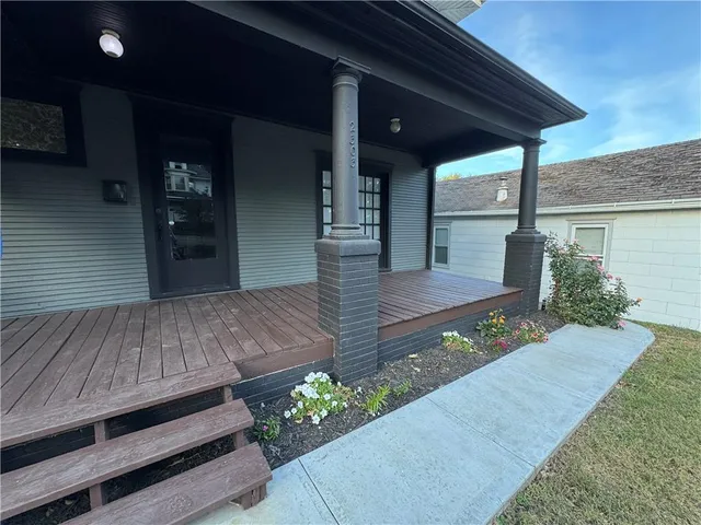 $219,900 | 2303 Francis Street, St. Joseph, MO 64501