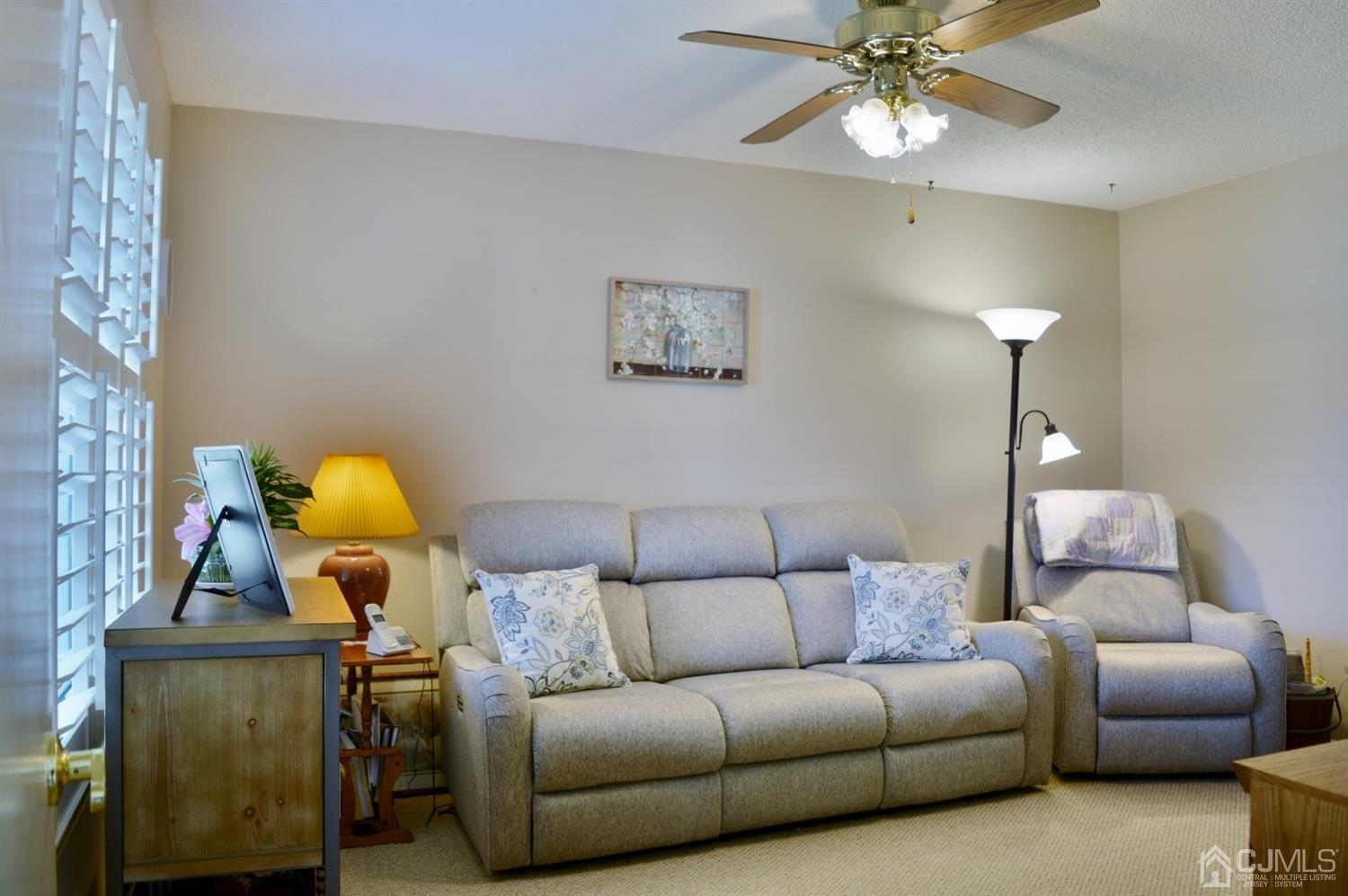 A Croydon Road Monroe Township, NJ 08831 - Photo 11 of 16 Gallery Image 11