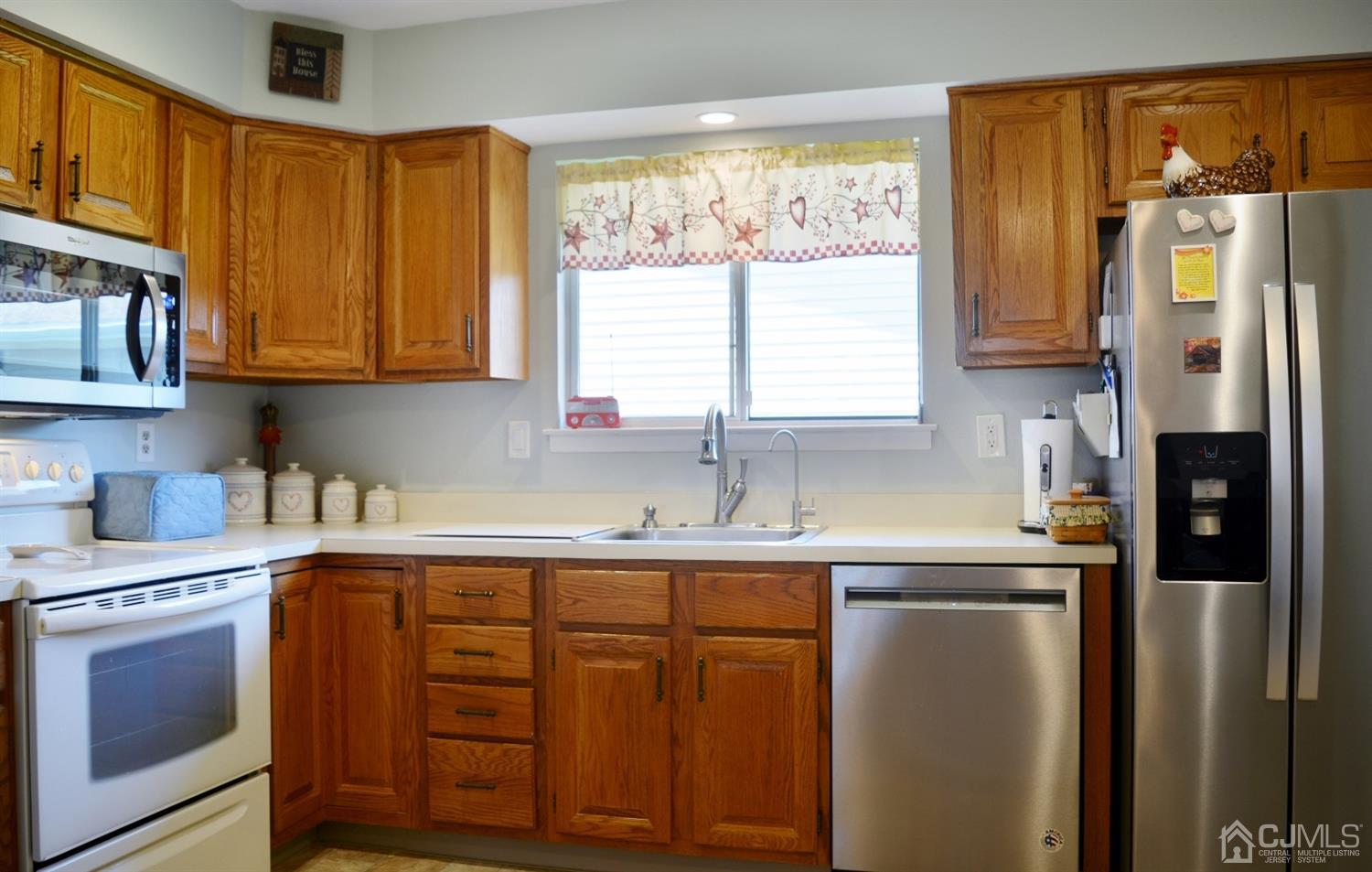 A Croydon Road Monroe Township, NJ 08831 - Photo 6 of 16 Gallery Image 6